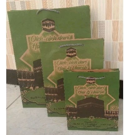 

paperbag oleh oleh haji dan umroh