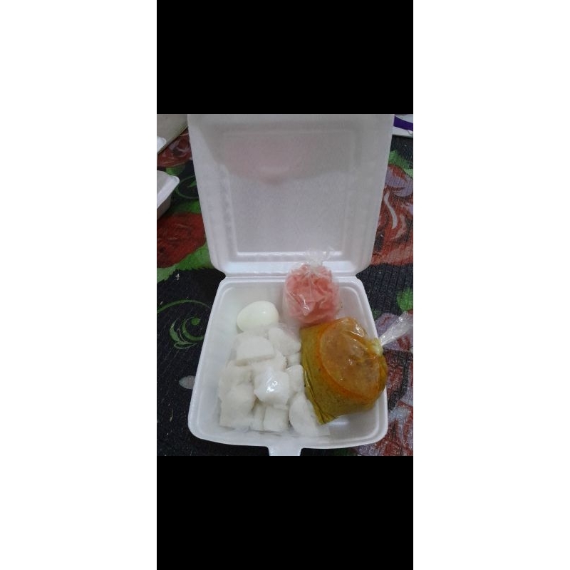 

lontong padang