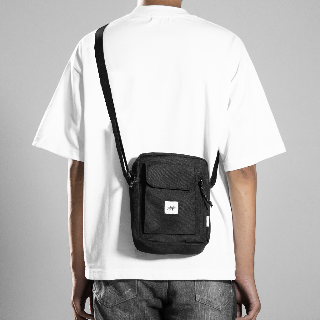 Exhale Apparel Slingbag Halle Black