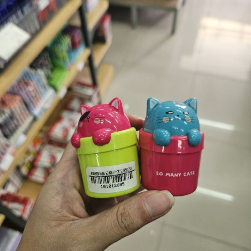 

asahan rautan serutan pensil M&G so many cats