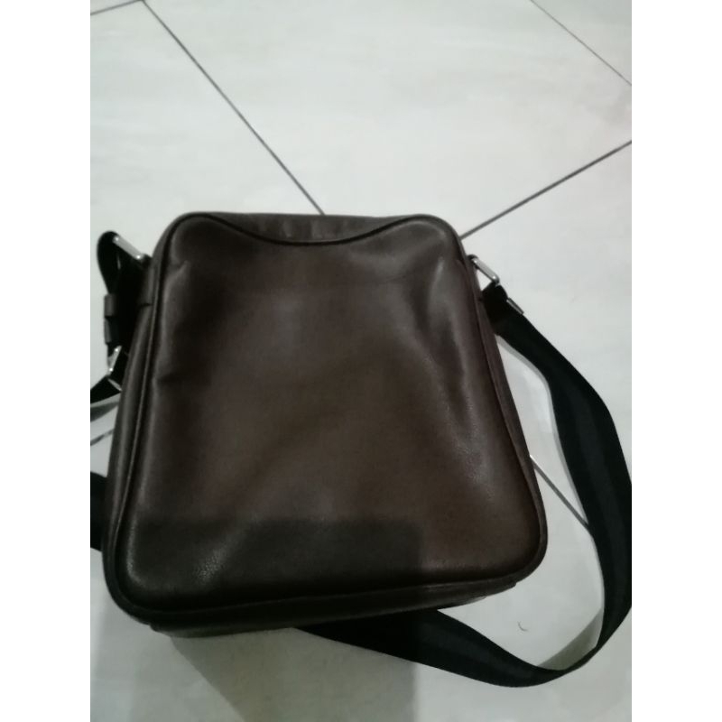 coach sling bag men (preloved)