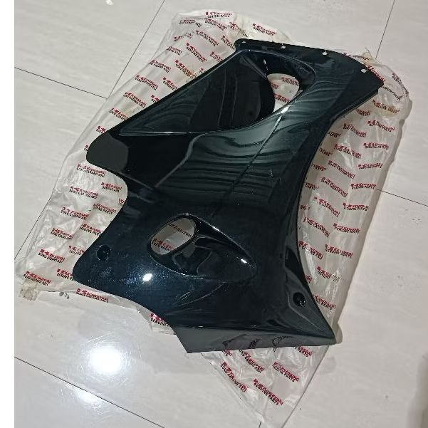 fairing bawah kanan hitam ninja rr old original