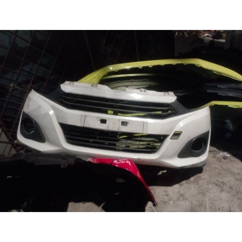 bumper depan ayla 1000 cc orginal
