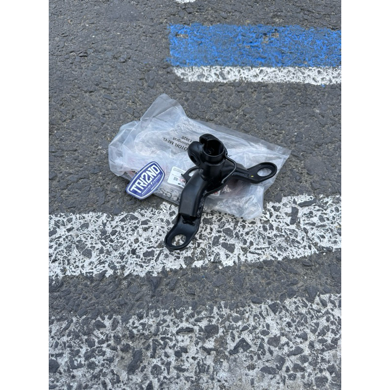 Bracket Breket Kupu-Kupu Dudukan Stang Stir Segitiga Atas Hitam Yamaha F1ZR FIZR F1Z FIZ R Original 