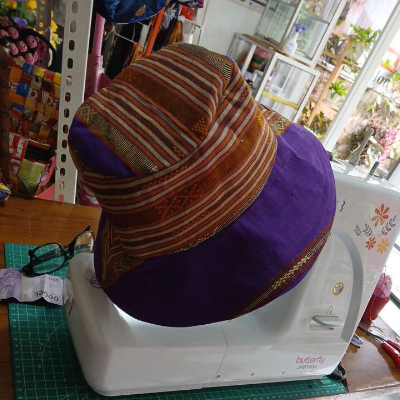 Topi Bucket Head Tenun Khas Lombok