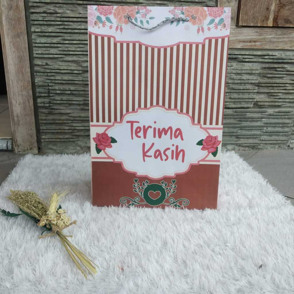 

1 lusin ( isi 12 pcs ) Paper bag terima kasih salur ukuran 20x10x30