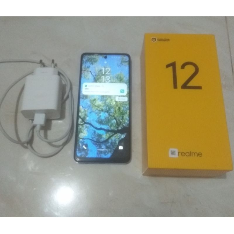 Realme 12 5G, 8/256GB, 108MP,  SECOND Mulus