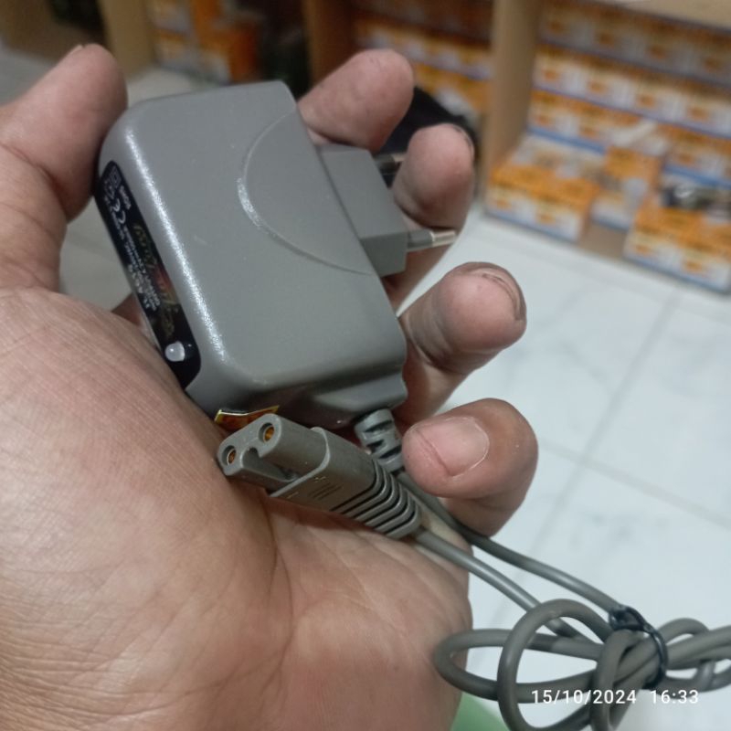 Cas Senter Luby Charger Senter luby kepala angka 8 casan senter