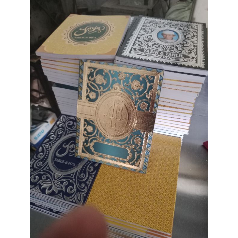 BUKU YASIN & THALIL,  MODEL SOFT COVER TIMBIUL EMBOS EMAS ISI 128 hall+ FREE TASBIH +FRER PALSTIK DA