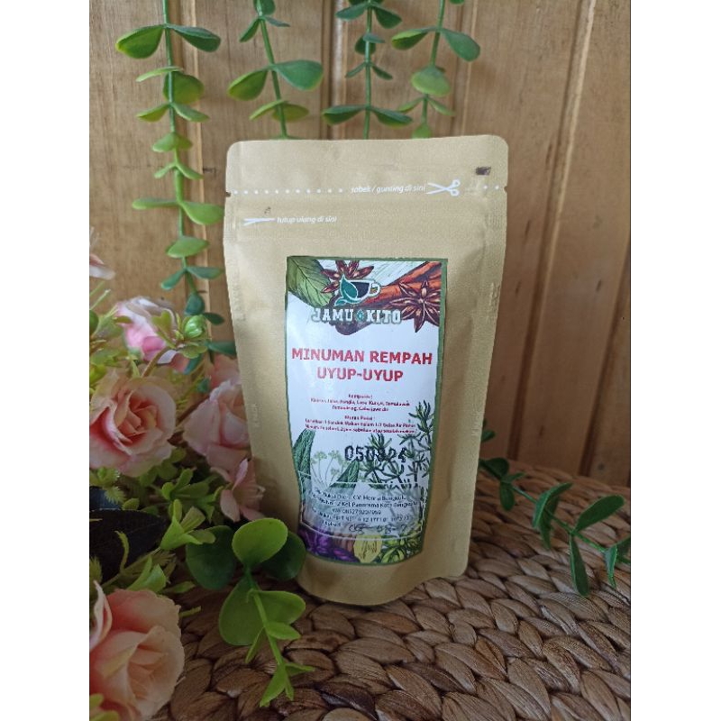 

Jamu Kito | Minuman Rempah Uyup-uyup Kunyit, Kencur, Temulawak, Temugiring