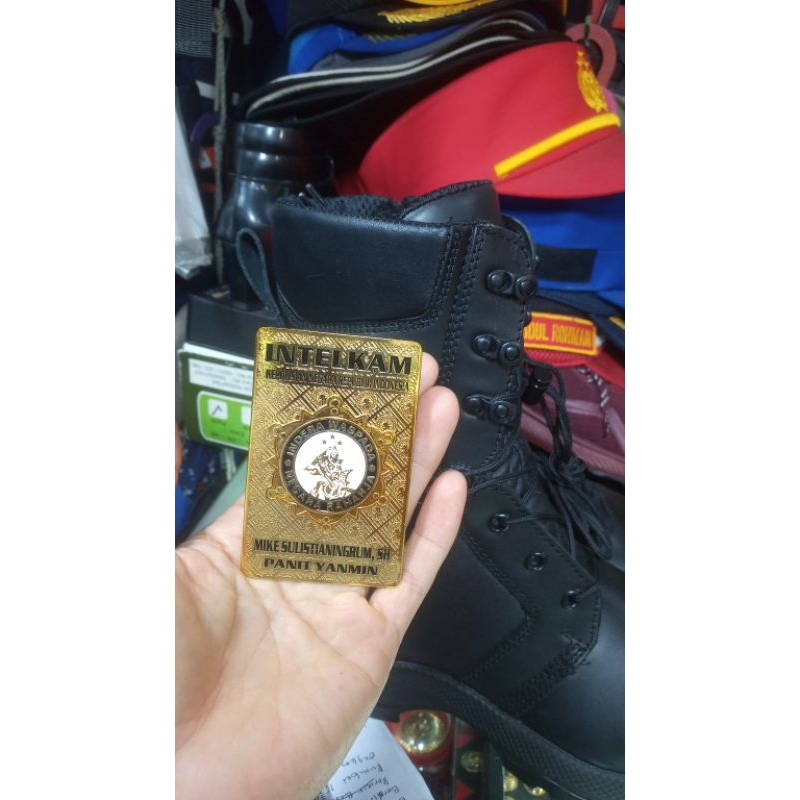

id card polri dengan logo bahan plat