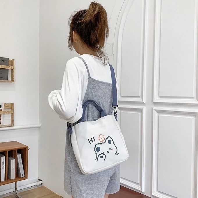 Tote Bag Tas Selempang Wanita Karakter Cute Korea Sling Bag/TAS KANVAS