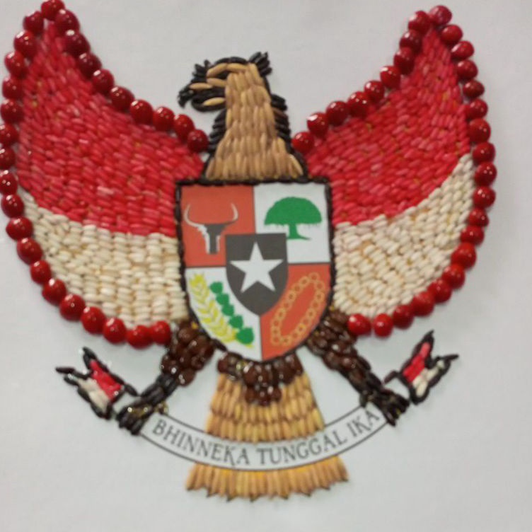 

ART I2K9 Kolase Tema Kemerdekaan Garuda Pancasila