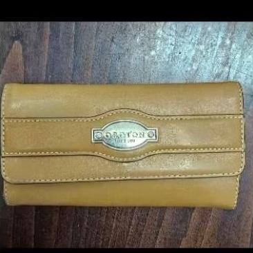 oroton dompet lipat