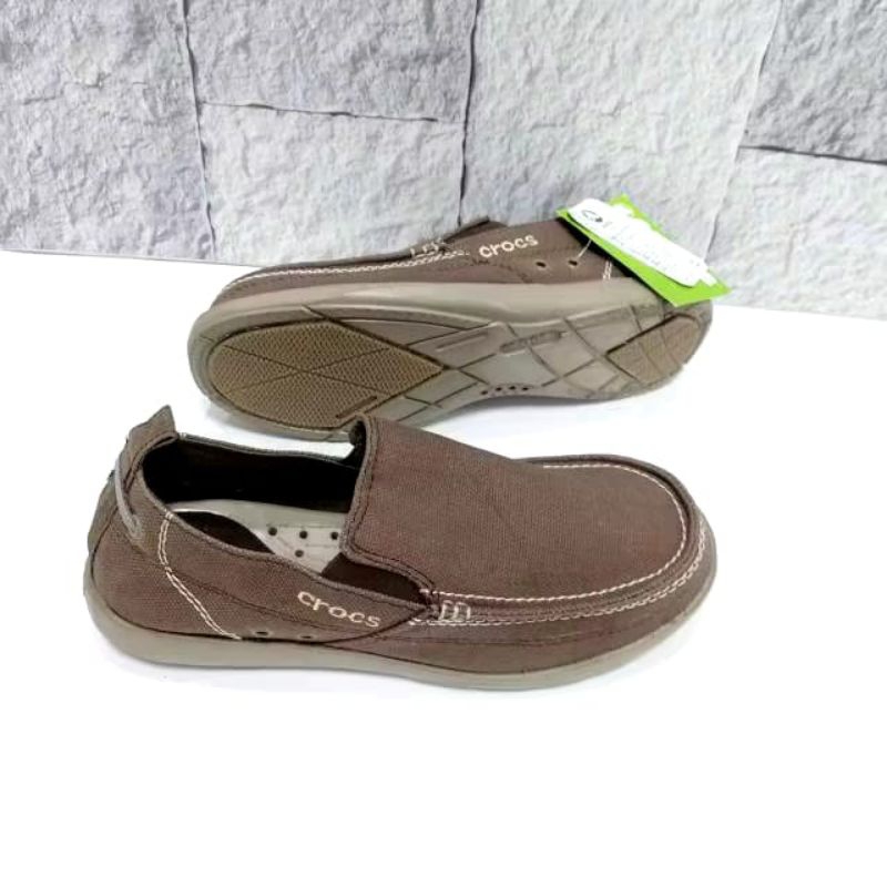 Sepatu Crocs walu man / best saller / sepatu pria crocs walu man