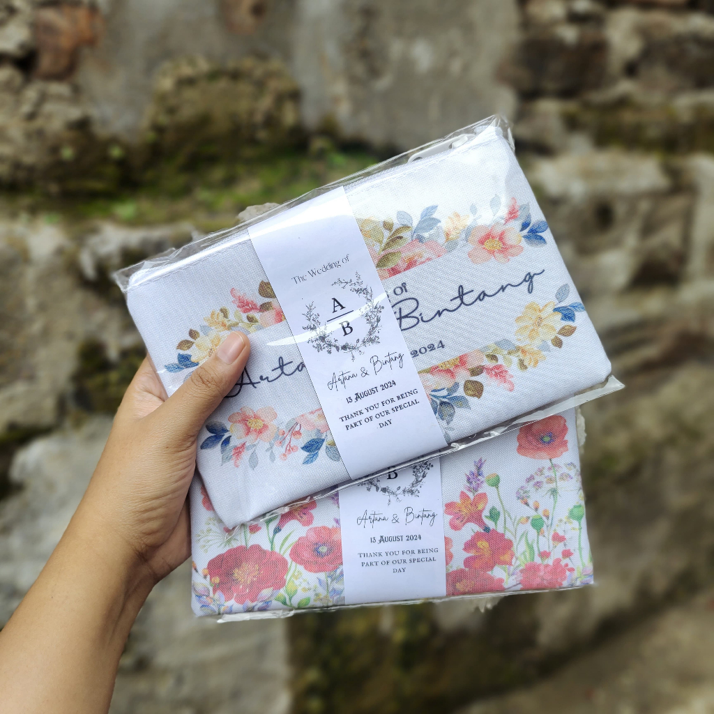 

Pouch Kotak Pipih 22x15 cm sablon full printing / Souvenir Pouch / Souvenir Pernikahan