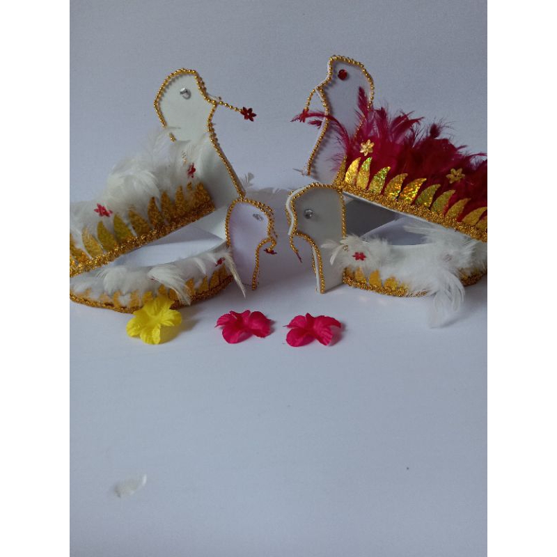 Topi tarian manuk dadali
