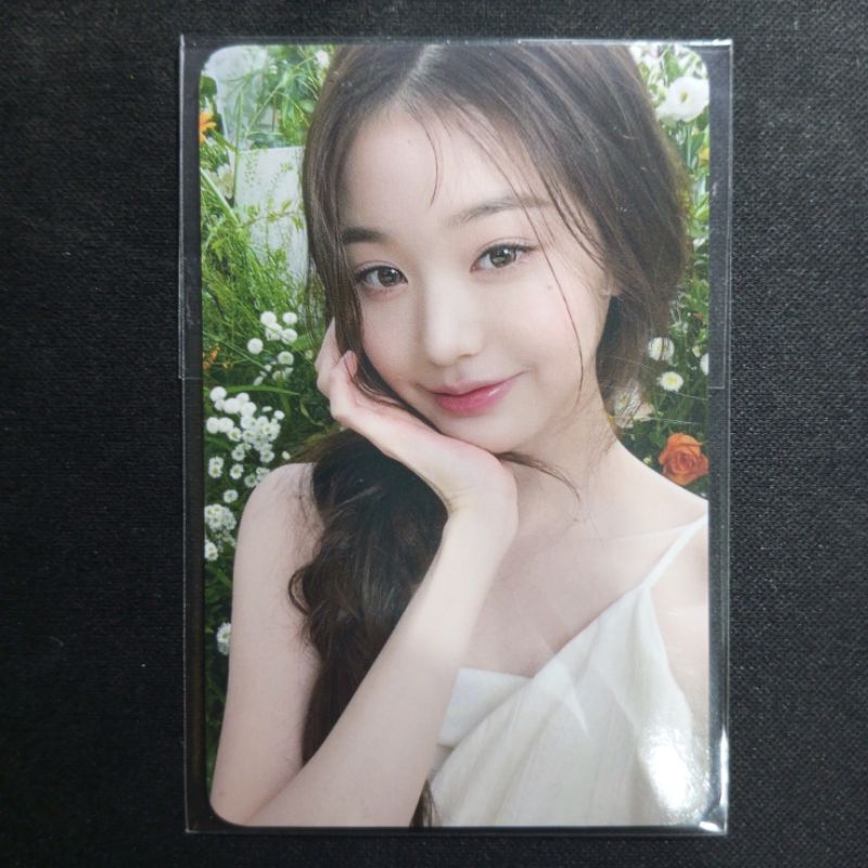 Photocard Hapa Kristin Dewy Jang Wonyoung