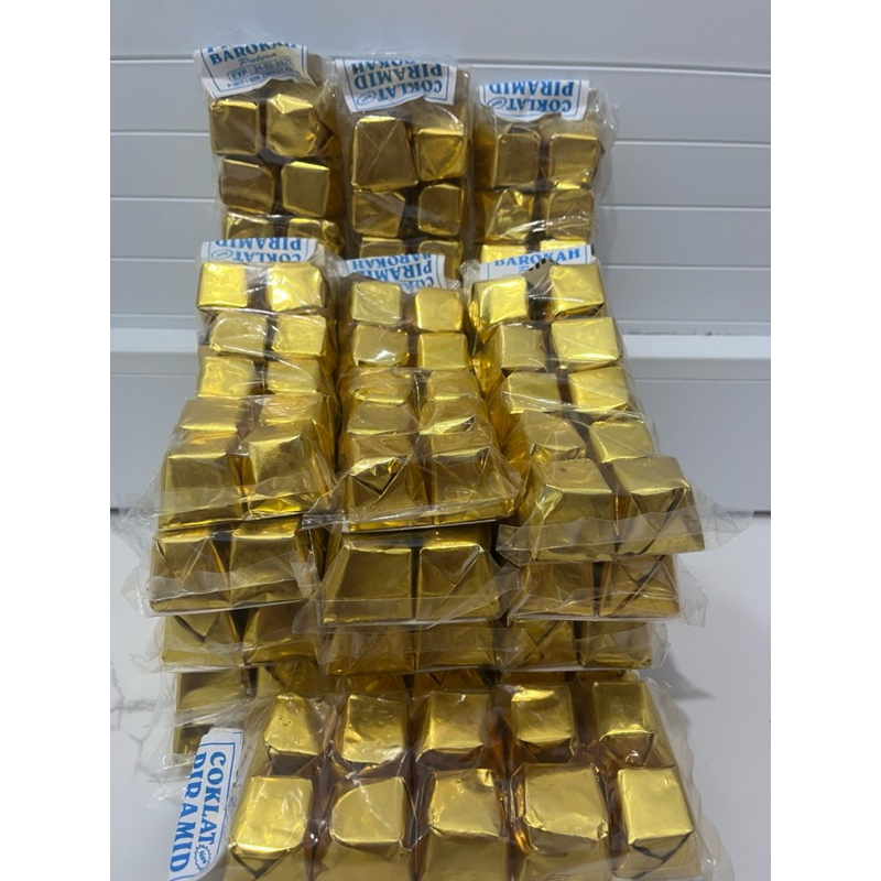 

( Isi 10 pcs/bungkus)COKLAT PIRAMID PUTERA BAROKAH