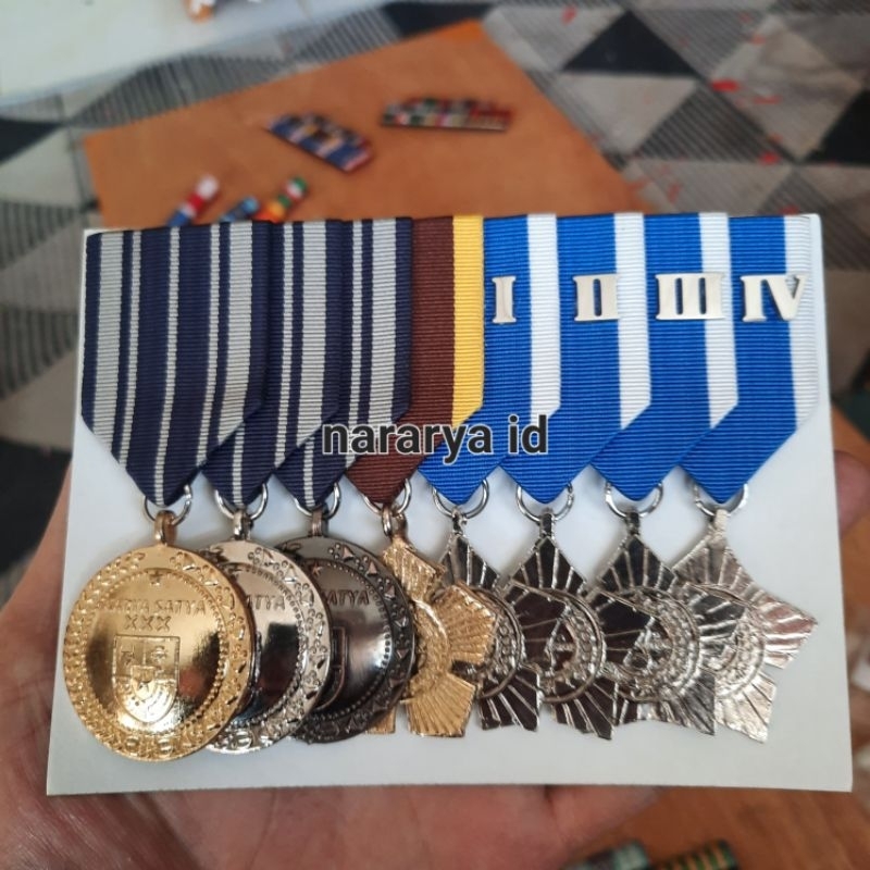 [NARARYA ID] Medali PRAMUKA dan PNS / Mendali Besar Pita Tanda Jasa Satya Lencana PDU Satyalancana
