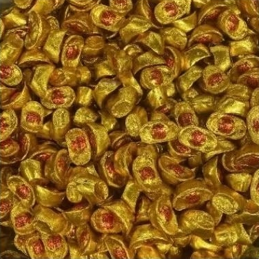 

COKLAT EDISI KHUSUS BENTUK UANG YENPAO BERAT 500GR