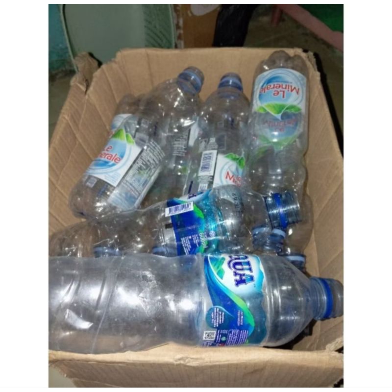 

Botol bekas le mineral & Aqua 600ml