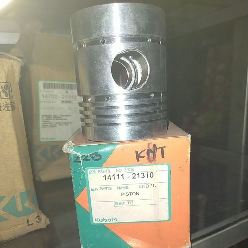 PISTON KUBOTA KND 3B. SEHER KUBOTA KND 3B. SEKER KUBOTA KND 3B