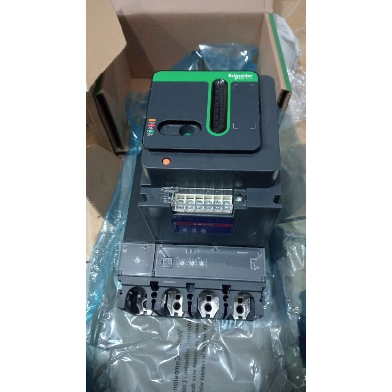 MCCB 400A 4P Komplit Motorized AUX UVT Schneider MCCB NSX400N 400A 4 POEL + MOTORIZED UVT AUX KOMPLI