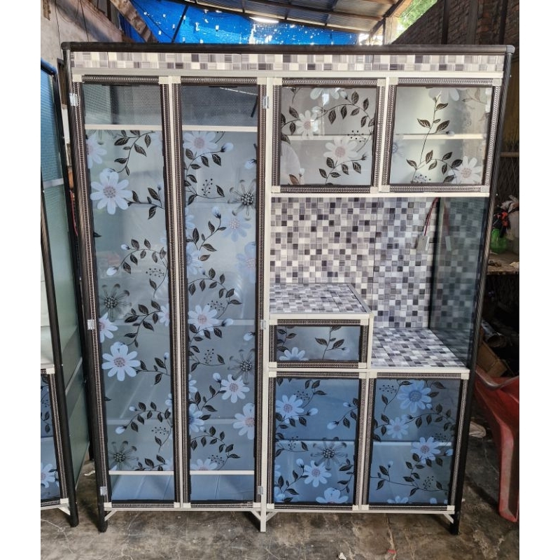 Lemari piring aluminium kaca 4 pintu keramik