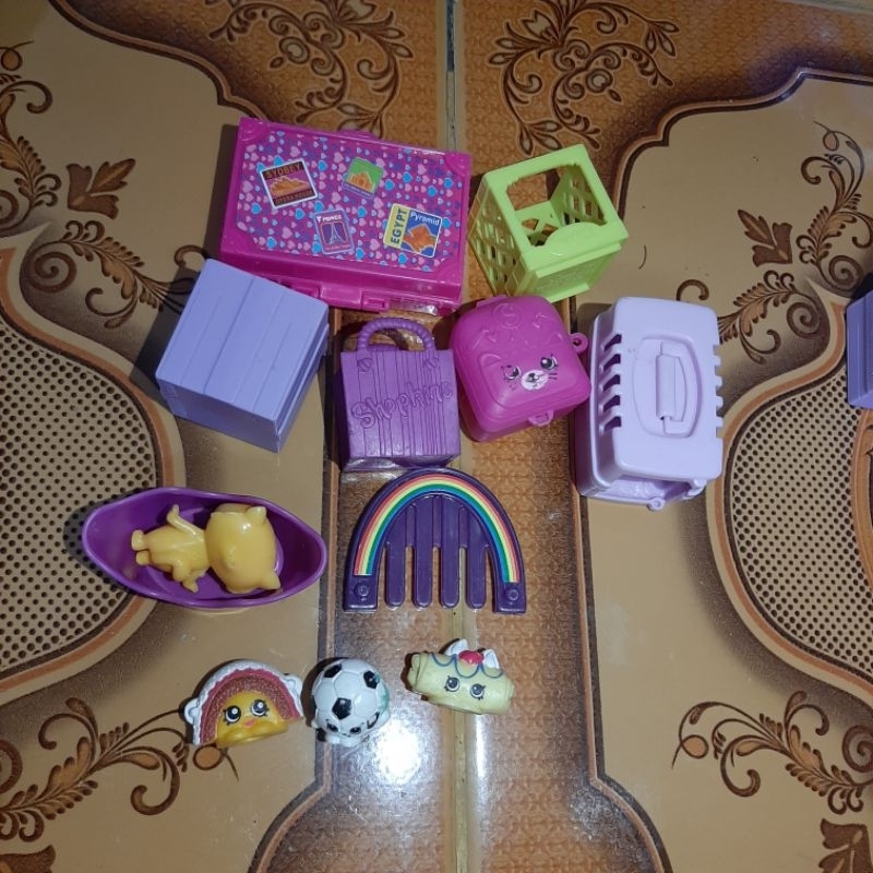 Aksesoris barbie kandang miniatur hewan, tas shopkins , kotak moose dll