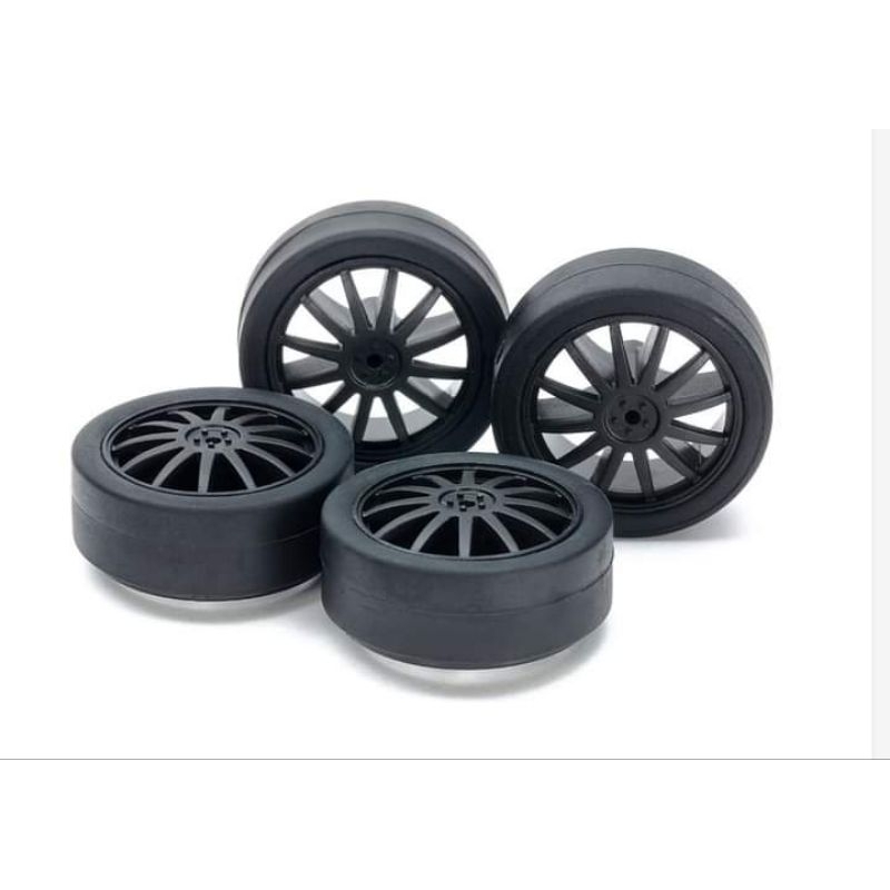 TAMIYA 15534 LOW FRICTION PROFILE TIRES (26MM) & CARBON WHEELS (PIN)