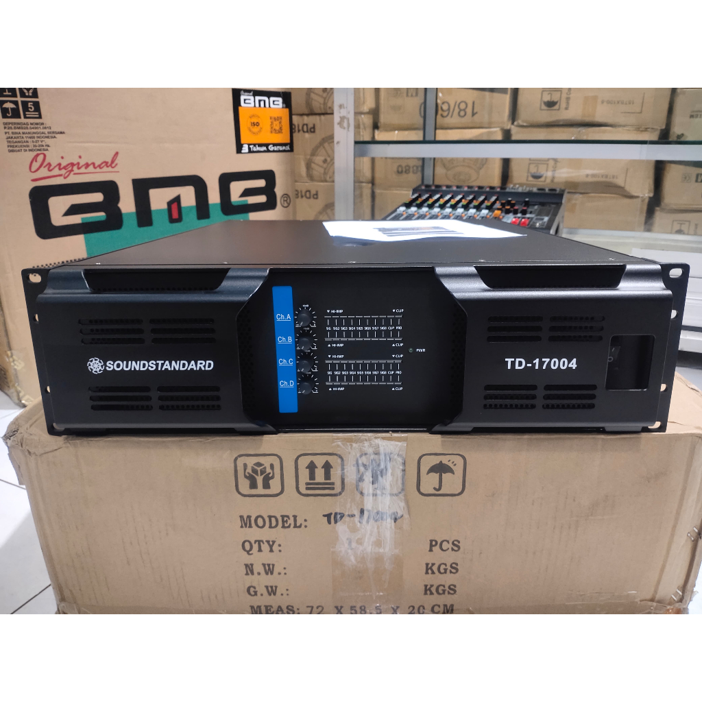 Power Amplifier Soundstandard TD17004 TD-17004 TD 17004 Original Panel 3U 1700 Watt 4 Chanel 4CH Cla