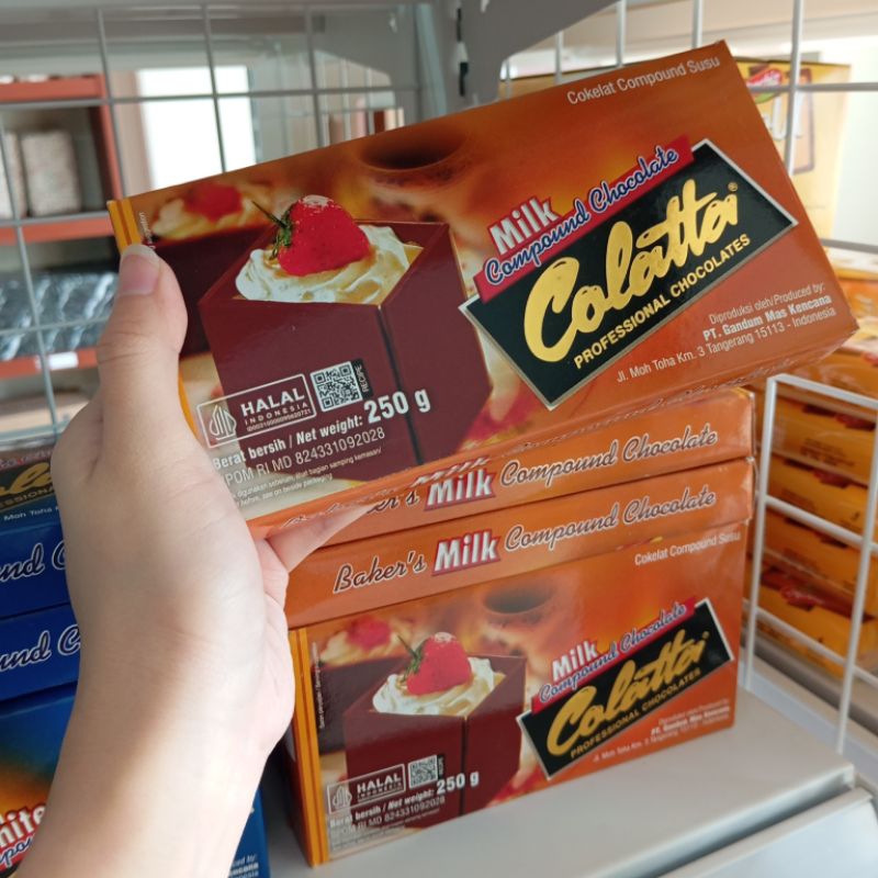 

Colatta Milk Compound Chocolate 250gr Coklat Masak Leleh Cokelat Susu Isian Topping Filling Cream Kue Cake