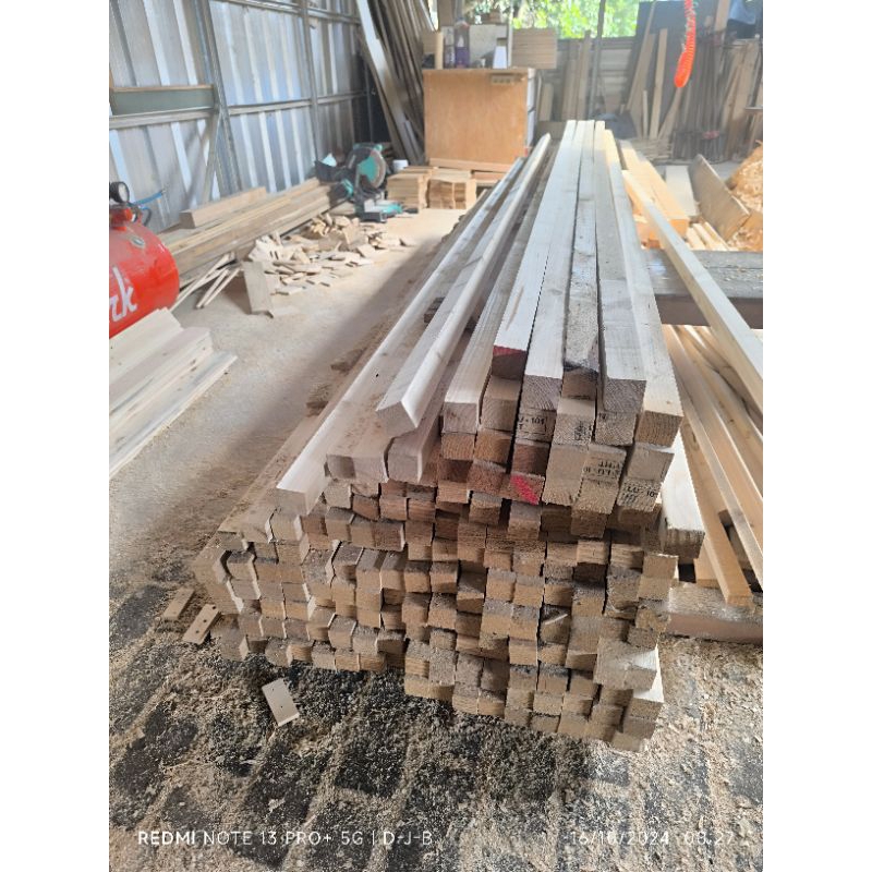 kaso kayu reng jati belanda pinewood 3x4x200