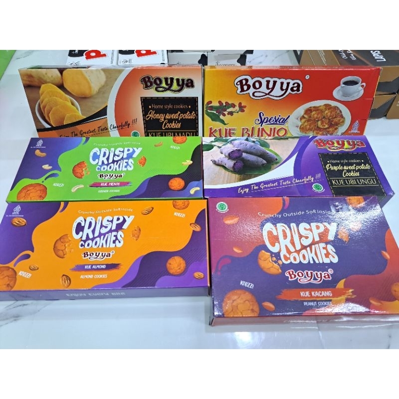 

KUE BOYYA KHAS SURABAYA