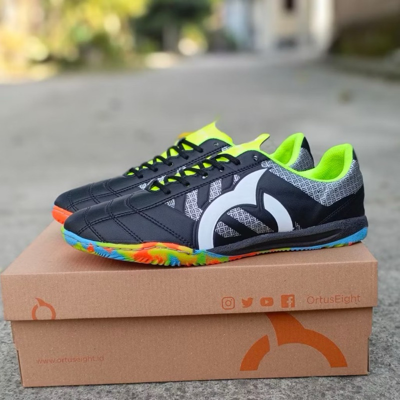 SEPATU OLAHRAGA FUTSAL PRIA WANITA ORTUSEIGHT JOGOSALA TERBARU sepatu futsal ortuseight catalyst chi