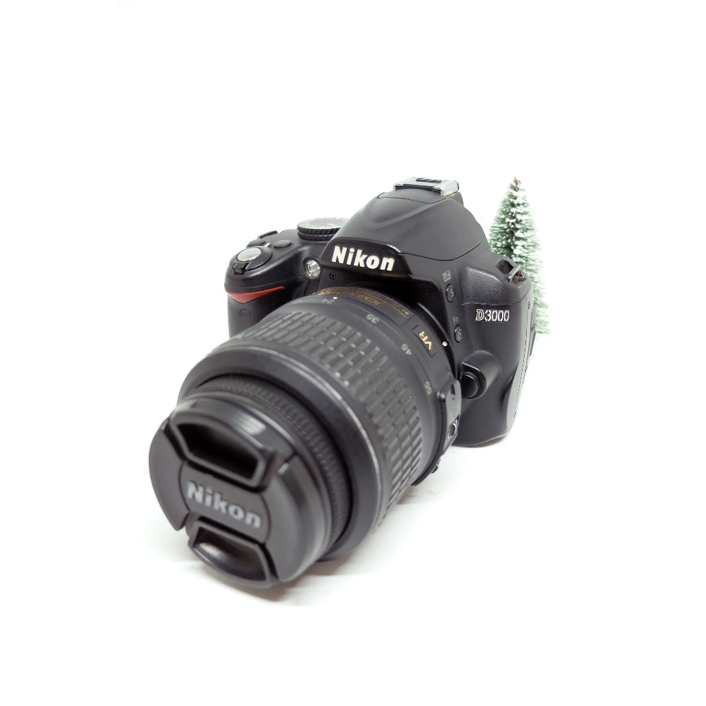 Kamera DSLR Nikon D3000 Kit 18-55mm