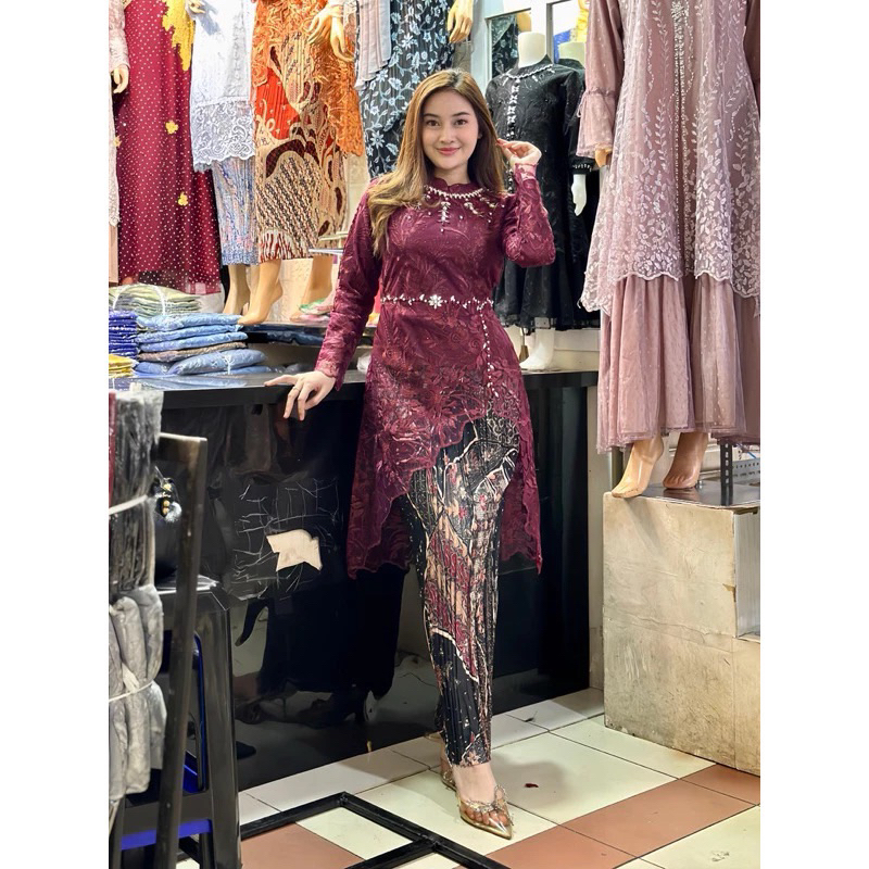 Permata Olshop / Kebaya Lesty Payet Mewah / Kebaya Modern / Kebaya Wisuda / Kebaya Lamaran