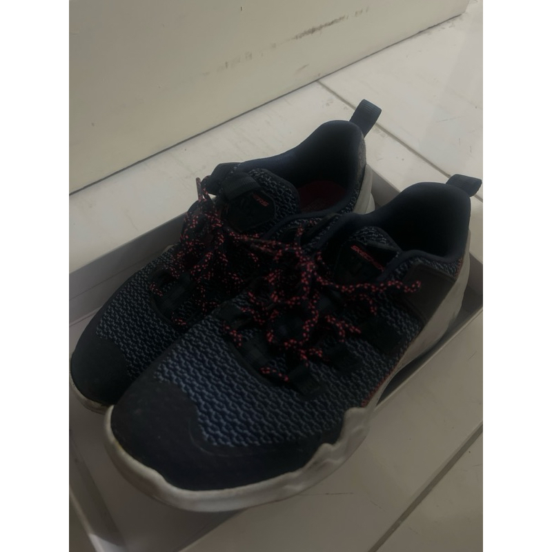 preloved skechers DLTA