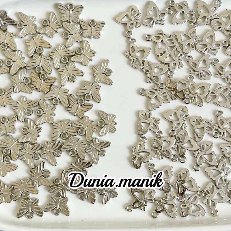 Manik Charm Kupu Kupu Bandul Ringan Silver (15gr)