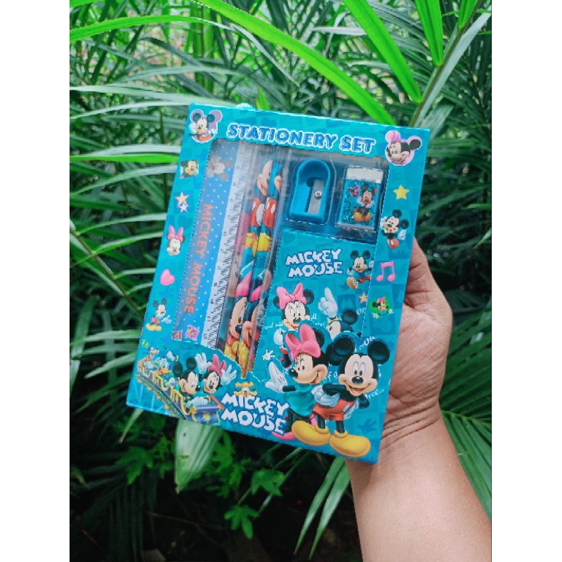 

STATIONERY SET / PAKET ALAT TULIS 6 IN 1 / ALAT TULIS SET