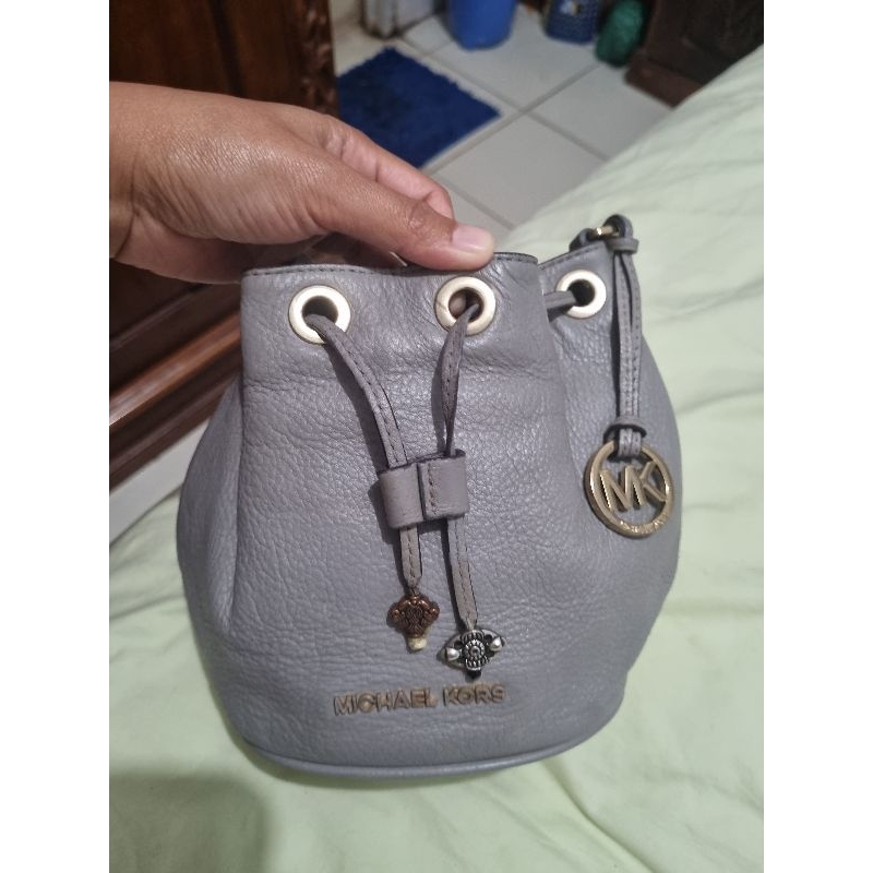 Preloved tas michael kors serut abu ORIGINAL