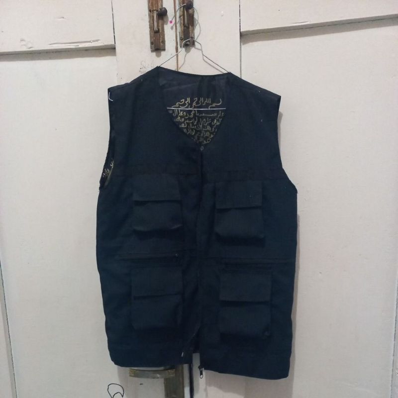 rompi rajah tulis tangan tinta luning mas