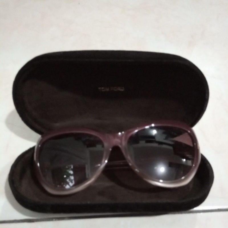 kacamata TOM FORD