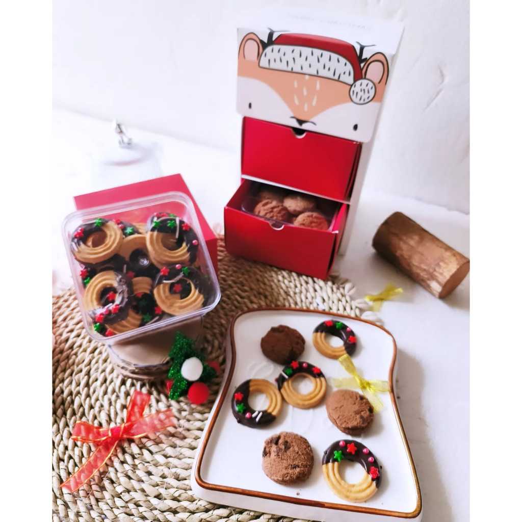 

(Kaki Imut) Gift Hampers Natal Murah Enak Butter Cookies & Choco Crunchy Cookies 400 gram