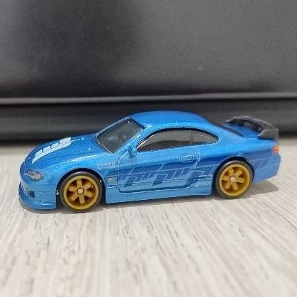 Hot Wheels Premium Nissan Silvia S15 diecast
