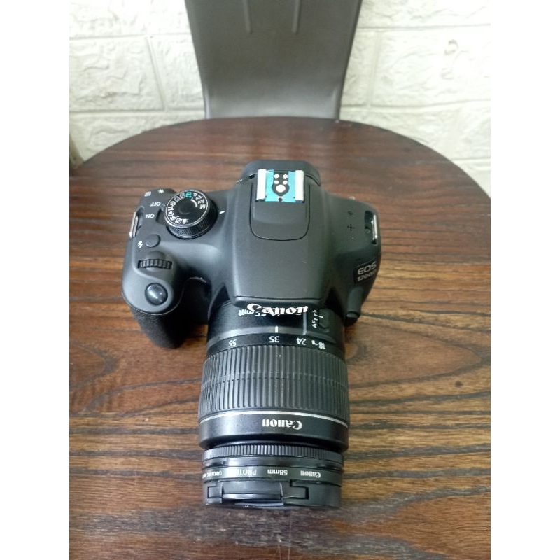 Kamera Canon 1200d