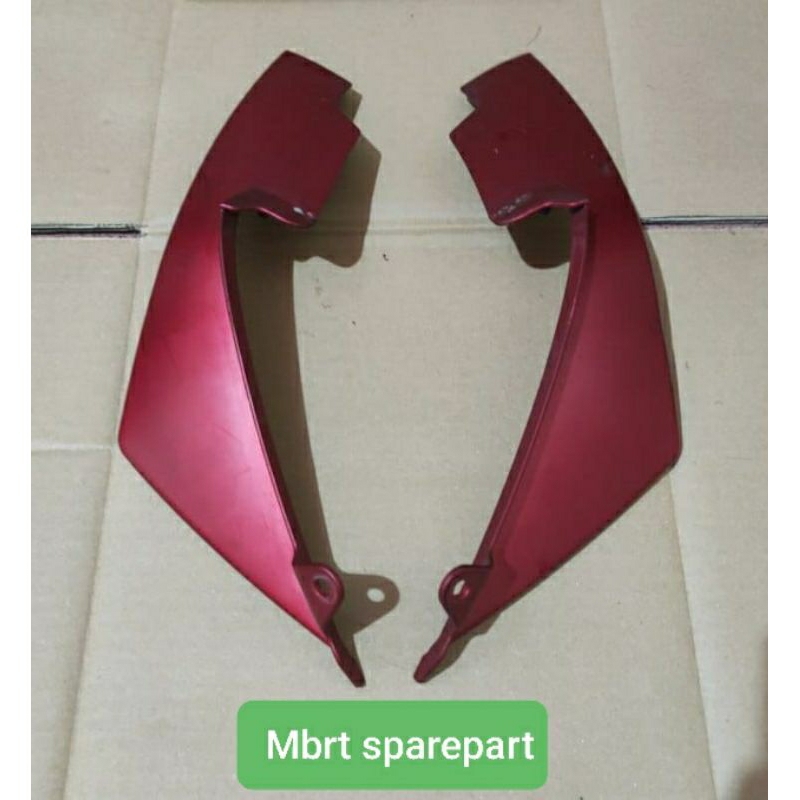 Cover Samping Lampu R15 V3 VVA Merah Doff Secon Original