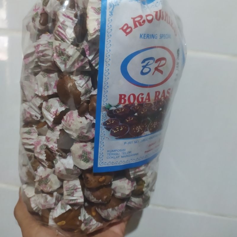 

BROWNIS MINI KERING RASA COKLAT 1KG
