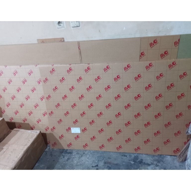 Telah Hadir Akrilik Lembaran Bening 2mm 122x244 cm